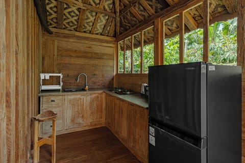 Villa, 1 Bedroom, Pool View | Private kitchen | Electric kettle