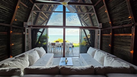 Presidential Cabin, Sea View | Free WiFi