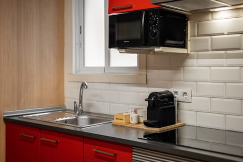 Apartment | Private kitchen | Mini-fridge, microwave, oven, stovetop