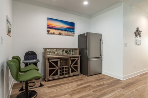 House, 5 Bedrooms | Interior