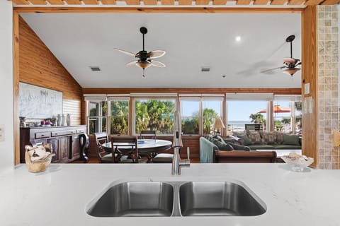 House, Multiple Beds (Decked Out House On Hill St) | Interior