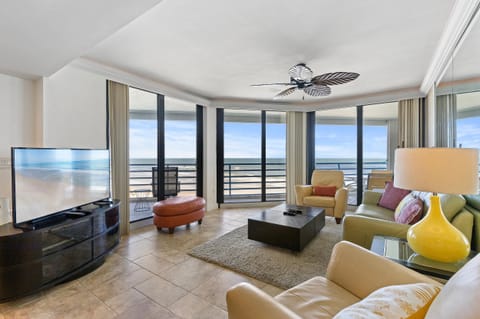 Condo, Multiple Beds (Ebb Tide 502) | Living area