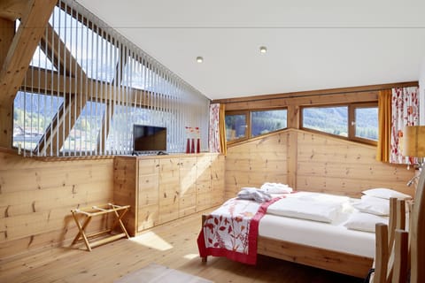 Suite (Spa Zirben) | Premium bedding, minibar, in-room safe, desk