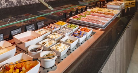Daily buffet breakfast (EUR 16 per person)