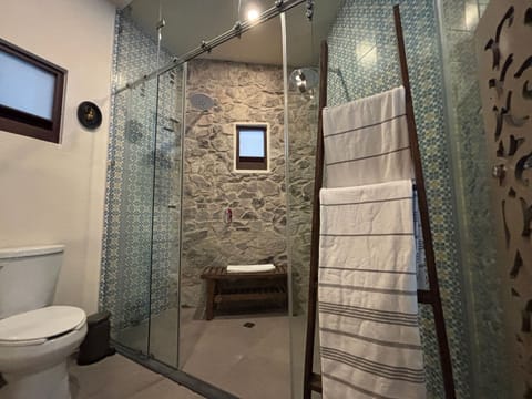 Apartment | Bathroom