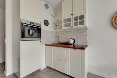 Comfort Apartment | Private kitchen
