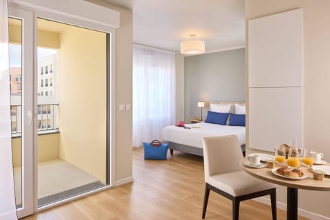 Studio | Free WiFi, bed sheets, wheelchair access