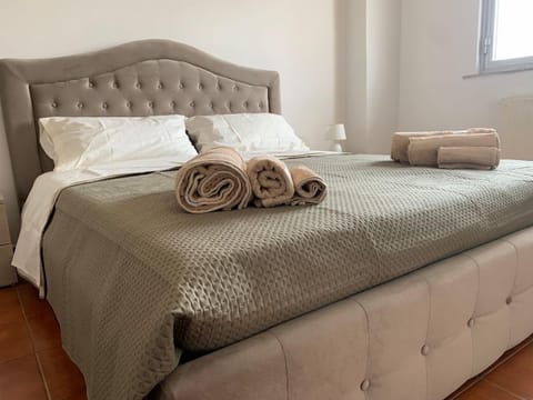 Deluxe Condo, City View | Soundproofing, iron/ironing board, free WiFi
