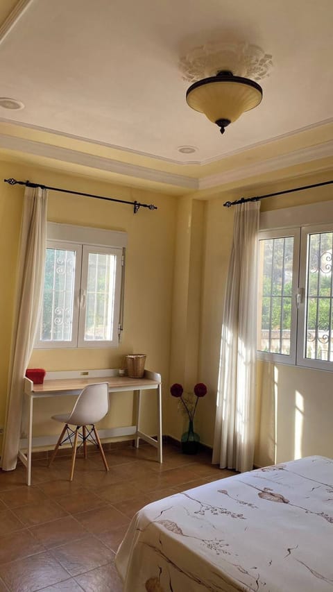 Shared Dormitory, 1 Bedroom, Smoking, Balcony | Interior