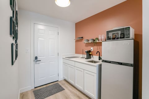 Fridge, microwave, coffee/tea maker