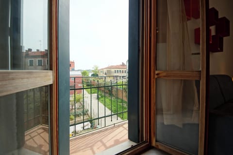 Apartment | Living area | TV
