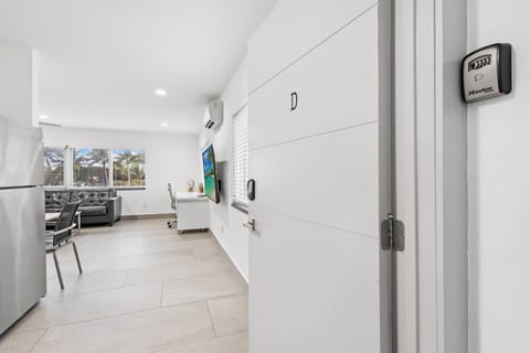 Apartment (1 Bedroom) | Interior