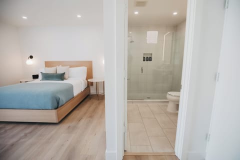 Bungalow, 1 Queen Bed | Memory foam beds, individually furnished, free WiFi, bed sheets