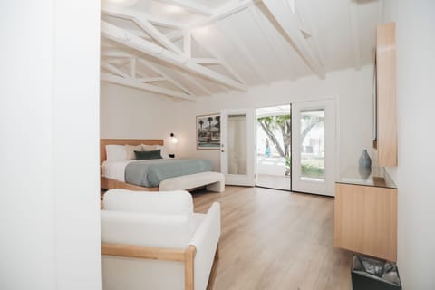 Memory foam beds, individually furnished, free WiFi, bed sheets