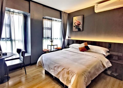 Business Double Room, City View | View from room