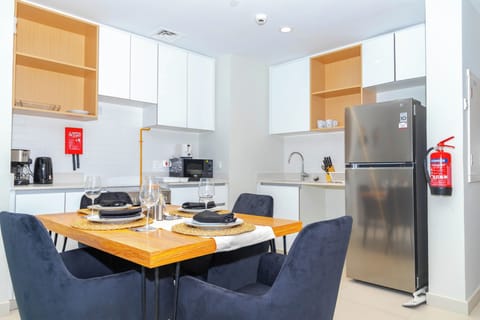 Electric kettle, toaster