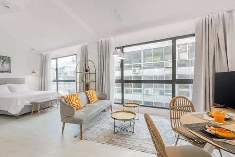 Two Bedroom Suite | Free WiFi