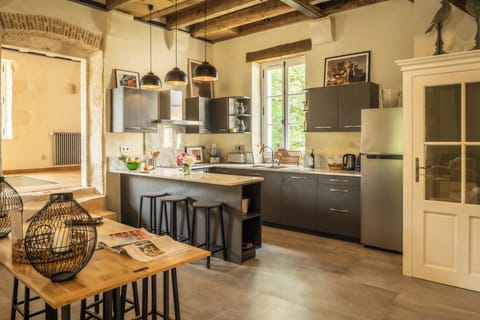 Le Moulin | Private kitchen | Espresso maker, electric kettle