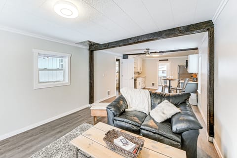 House (1 Bedroom) | Interior