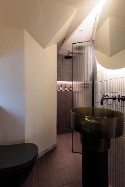 Standard Cottage | Bathroom