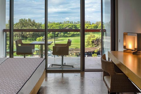 Standard Twin Room | Premium bedding, minibar, in-room safe, desk