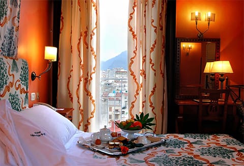 Junior Suite | Premium bedding, minibar, in-room safe, desk