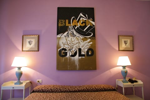 Desk, soundproofing, free cribs/infant beds, travel crib