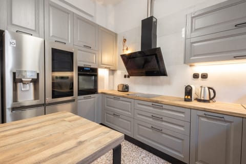 Apartment | 6 bedrooms