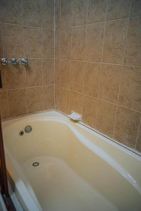 Towels, soap, shampoo, toilet paper