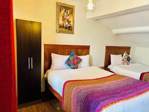 Comfort Quadruple Room | Desk, laptop workspace, iron/ironing board, free WiFi