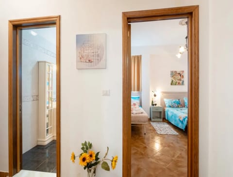 Room, 1 Bedroom, Smoking, Patio | 1 bedroom