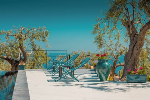 Sundeck