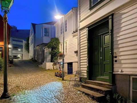House, 2 Bedrooms, City View | Exterior