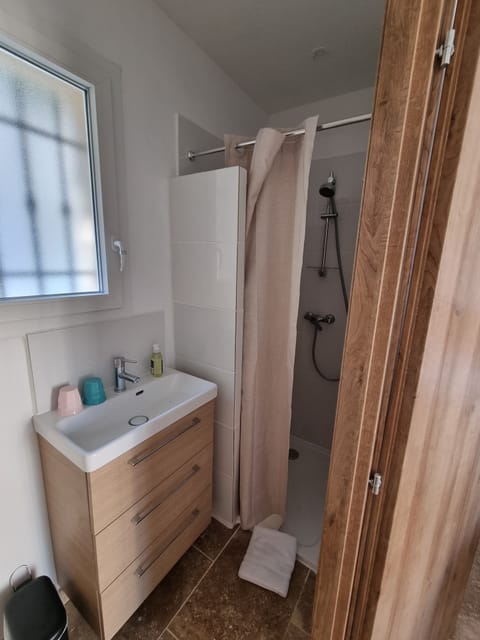 Deluxe Double or Twin Room, Pool View | Bathroom | Shower, hair dryer, towels, soap