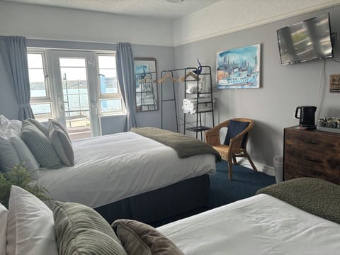 Triple Room, Sea View (Room 3) | Bed sheets