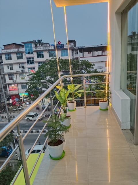 Quadruple Room, Balcony | Desk, laptop workspace, iron/ironing board, free WiFi