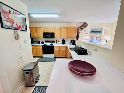 Villa, Multiple Beds, Patio, Garden View | Private kitchen | Coffee/tea maker