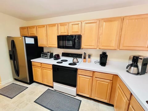 Villa, Multiple Beds, Patio, Garden View | Private kitchen | Coffee/tea maker