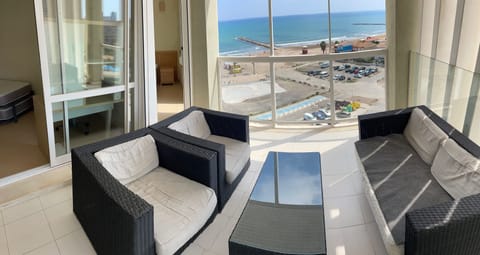 Apartment, 2 Bedrooms, Accessible, Smoking | Balcony