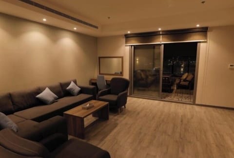 Royal Apartment | Living area | TV
