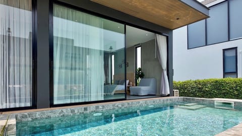 Villa Bedroom Pool View | 1 bedroom, desk, rollaway beds, free wired internet