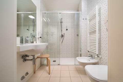 Basic Quadruple Room | Free WiFi