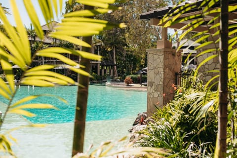 3 outdoor pools