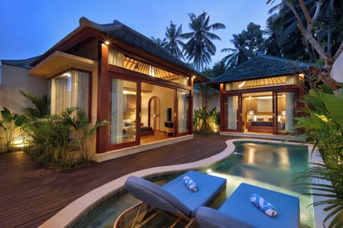Private pool