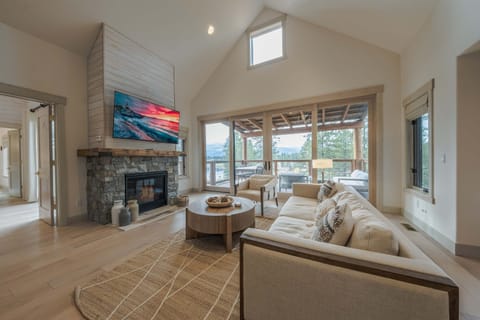 House, Multiple Beds, Hot Tub, Mountain View (Wilderness Club Haven) | Living area | 65-inch flat-screen TV with digital channels