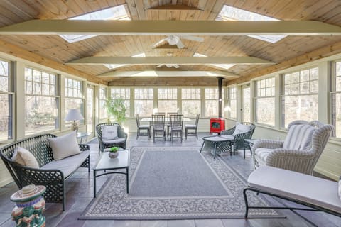 House (5 Bedrooms) | Front of property