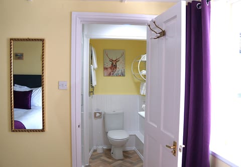 Comfort Double Room, River View | Bathroom | Combined shower/tub, free toiletries, hair dryer, towels