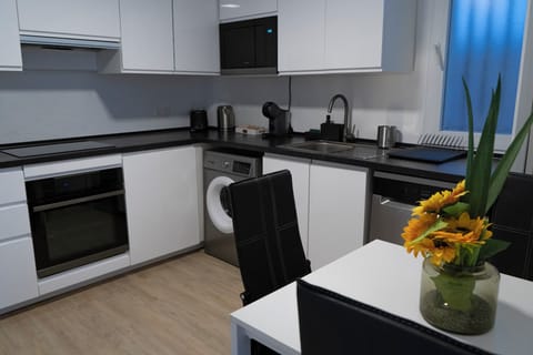 Apartment | Private kitchen | Fridge, toaster, freezer