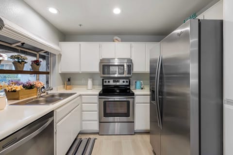 House (1 Bedroom) | Interior