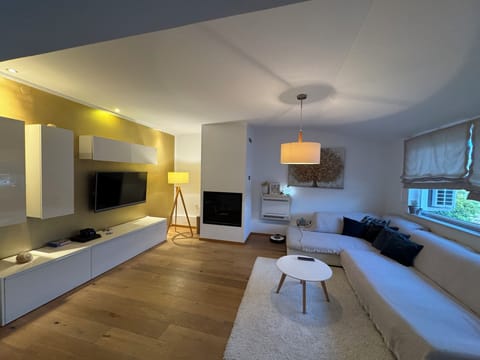 Apartment, Sea View | Living area